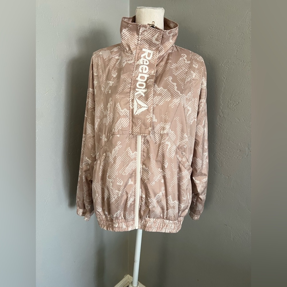 Reebok Light Pink Patterned Jacket size L